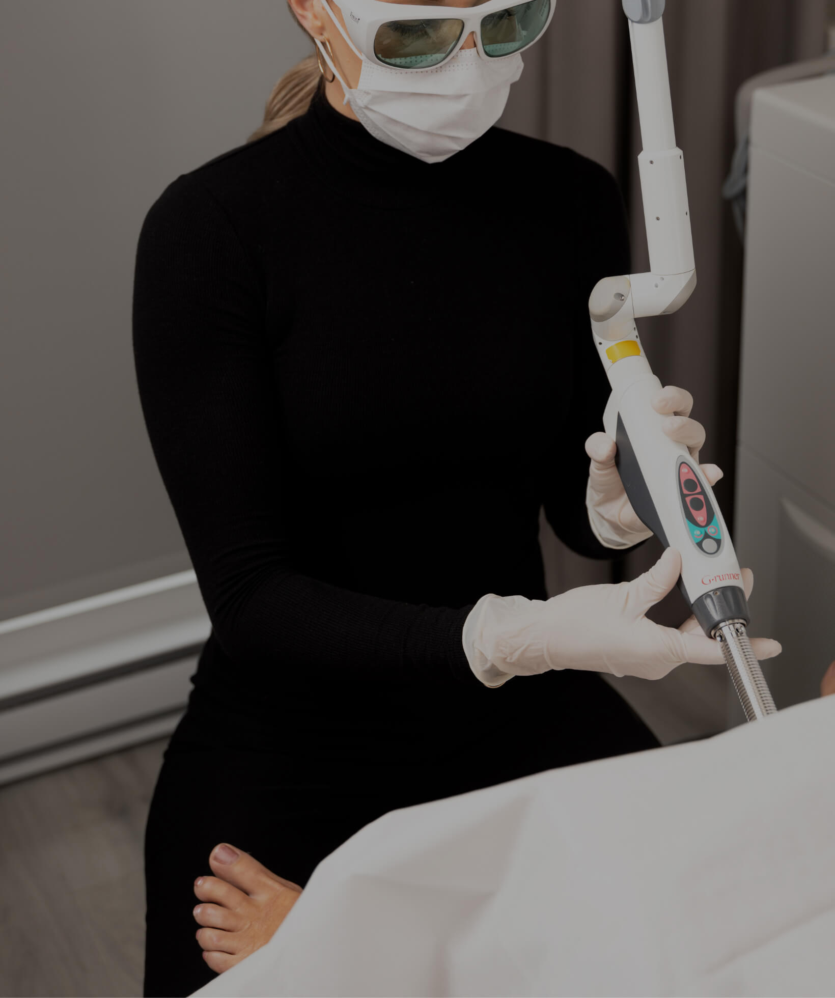A nurse from Clinique Chloé inserting the disposable tip of the IntimaLase laser into her patient's vagina